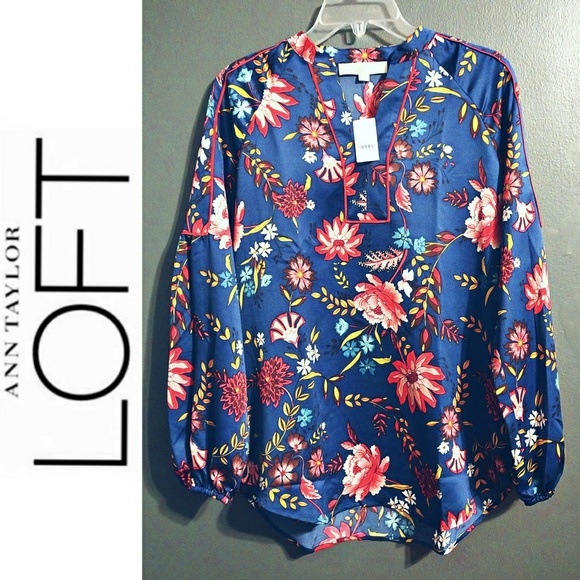 LOFT Tops - NWT LOFT Long Sleeve floral blouse top shirt